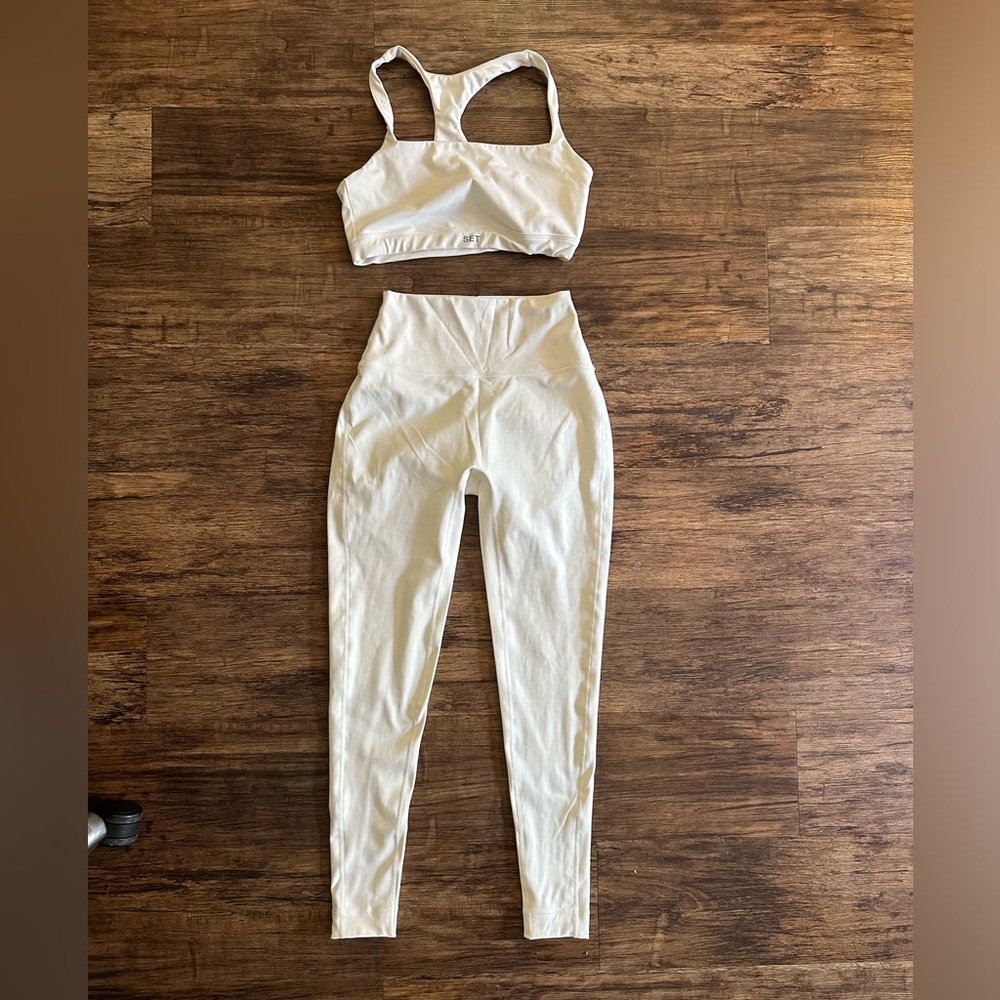 NWOT Set Active Set